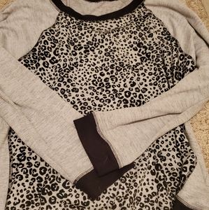 Gray leopard print sweater tshirt